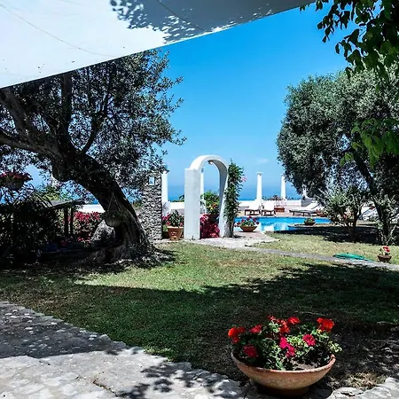 Villa Le Colonne